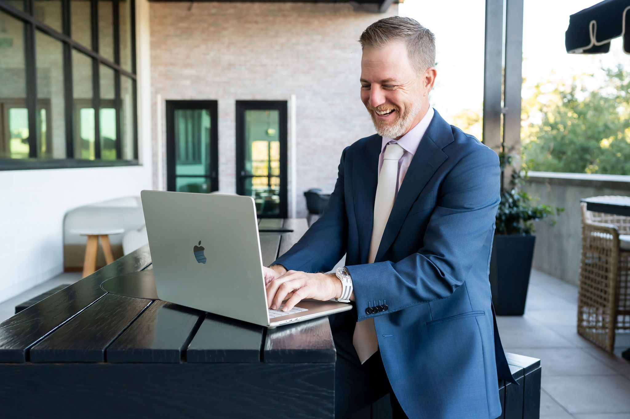 stechlaw - attorney stechschulte on computer
